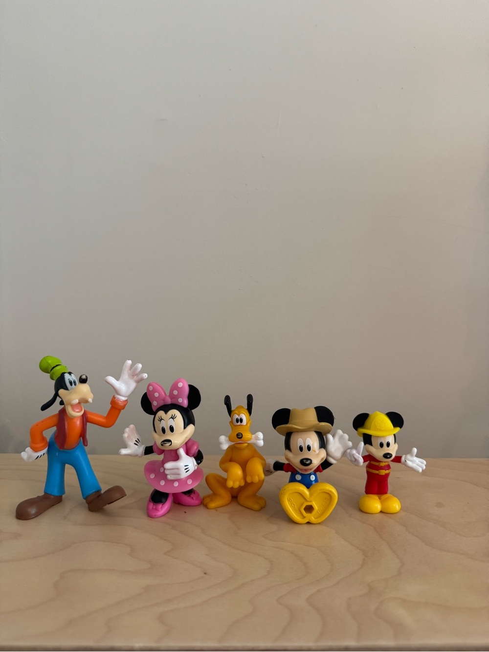 Disney Kids Toy Set - Mickey, Minnie, Pluto, Goofy Figures (Multicolor)